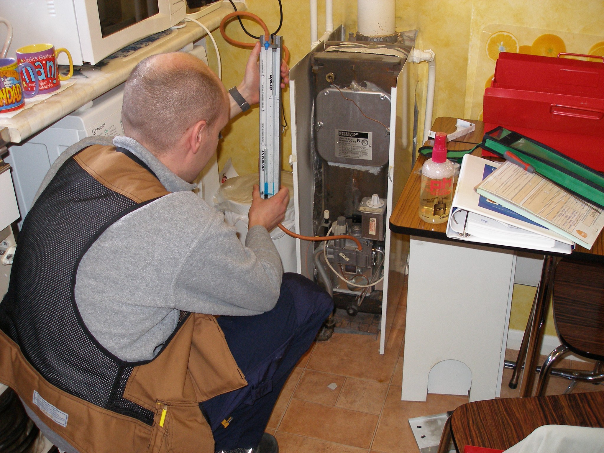 Testing a floor-standing appliance in a kitchen